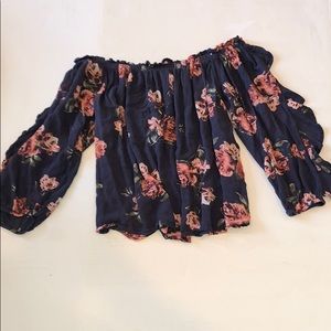 Super cute flowery off the shoulder